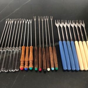 25 Vintage Fondu/Deli/Charcuterie Forks